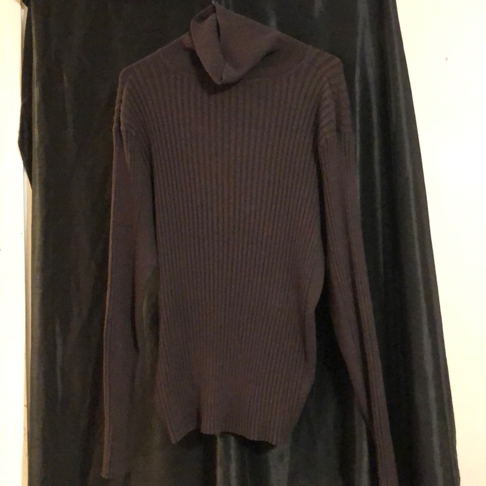 Turtle neck sweater
